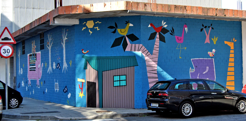 O mural, situado na ra Lus Calvo