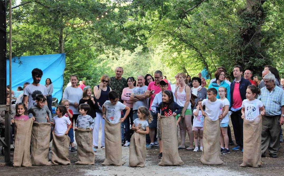Juegos tradicionales en la Fiesta del Bosque 2017 Juegos tradicionales en la Fiesta del Bosque 2017